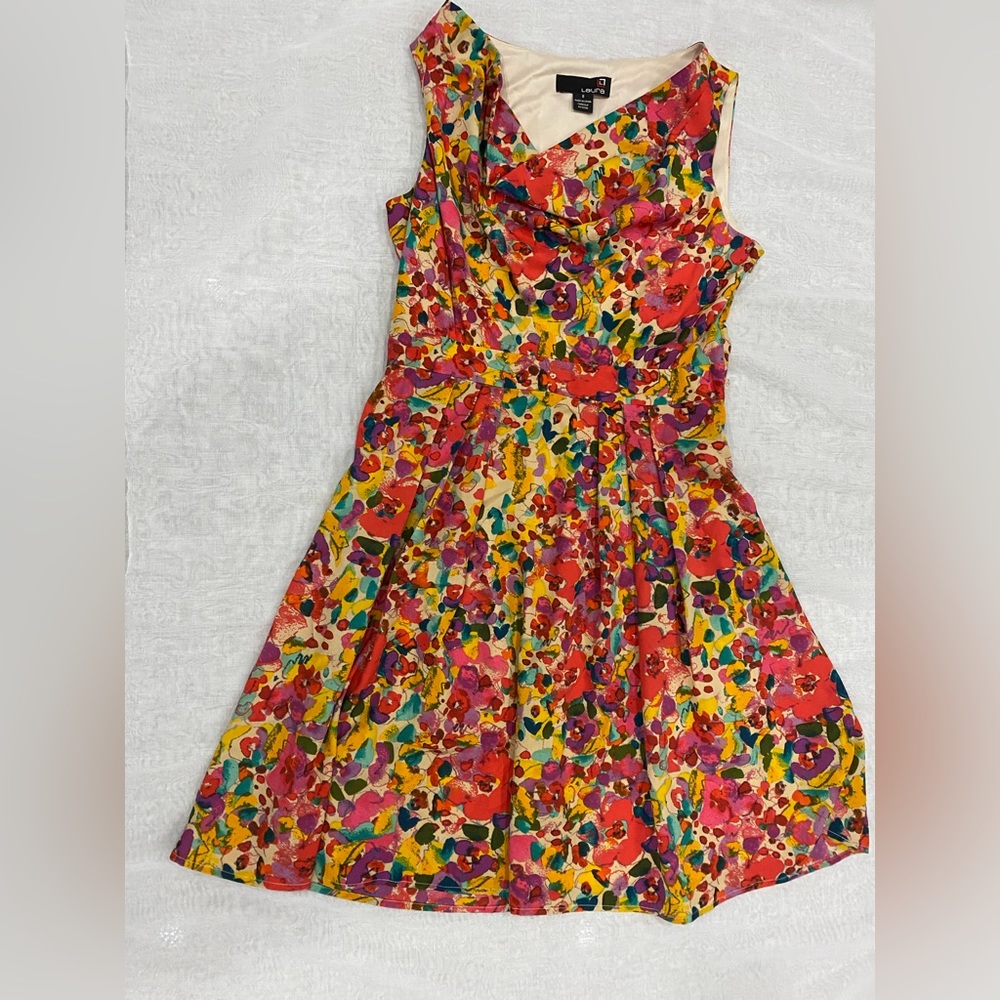 Abstract dress
